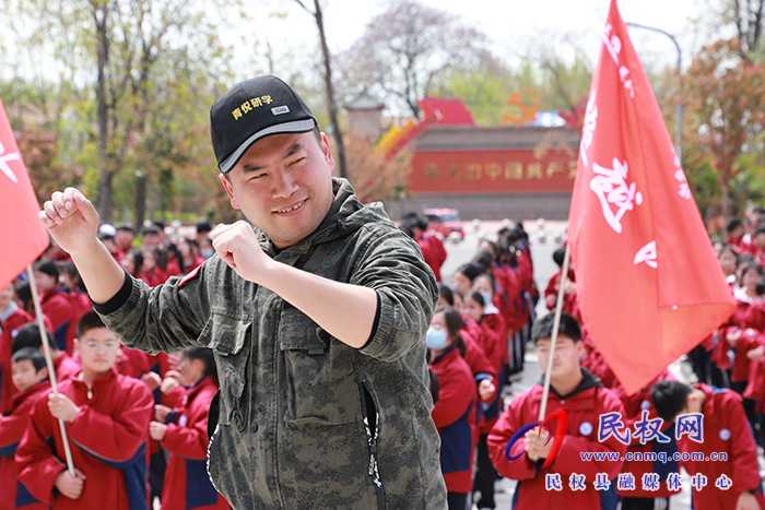 民權(quán)縣第一初級中學(xué)開展青春長征紅色研學(xué)主題活動