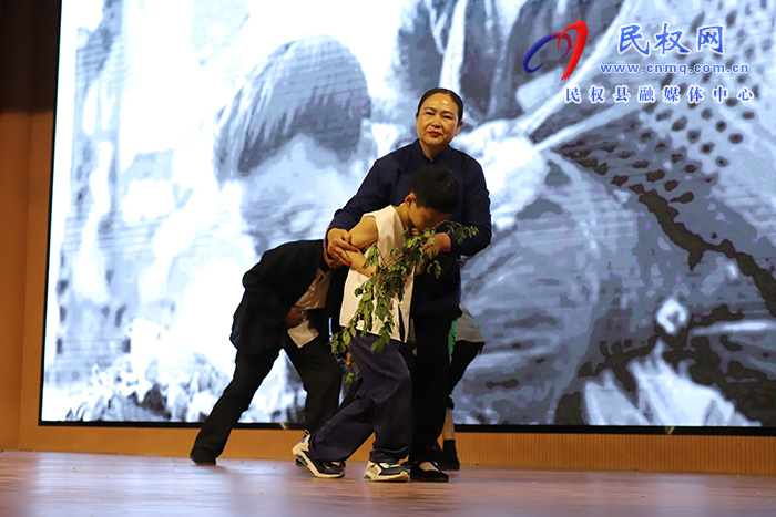 民權(quán)縣慶?！拔逡弧眲趧?dòng)節(jié)“五四”青年節(jié)職工文藝匯演舉行