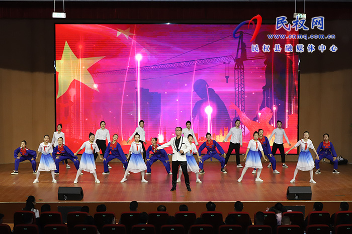 民權(quán)縣慶?！拔逡弧眲趧?dòng)節(jié)“五四”青年節(jié)職工文藝匯演舉行