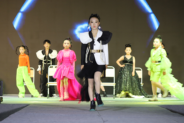 民權(quán)求實(shí)小學(xué)第六屆“向美而行，逐夢未來”校園文化藝術(shù)節(jié)圓滿落幕
