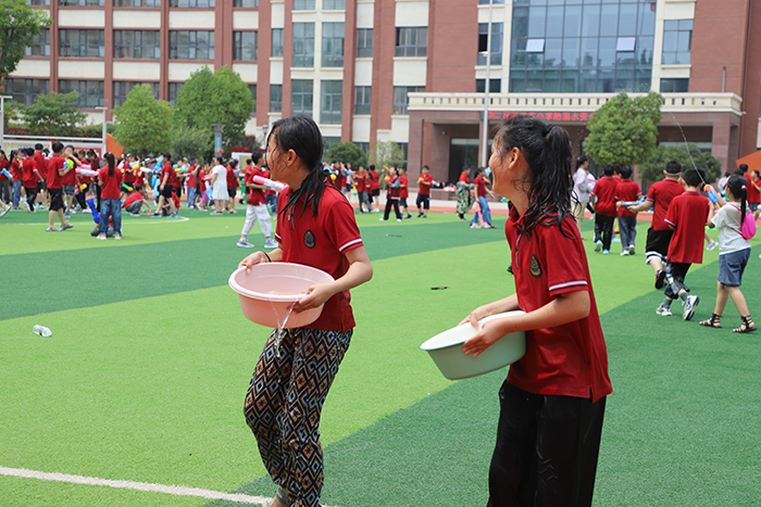 “悠悠艾香溢佳節(jié) 綿綿粽情潤端午”——民權(quán)求實(shí)學(xué)校端午節(jié)主題教育活動(dòng)