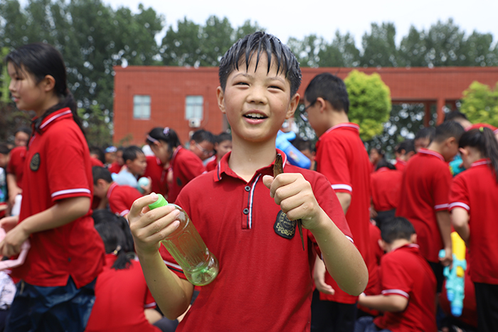 “悠悠艾香溢佳節(jié) 綿綿粽情潤端午”——民權(quán)求實(shí)學(xué)校端午節(jié)主題教育活動(dòng)