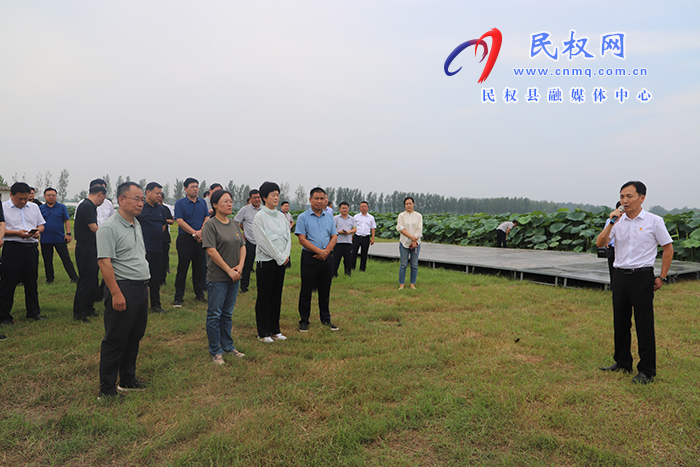 我縣開展2023年度鄉(xiāng)鎮(zhèn)（街道）上半年重點工作觀摩活動