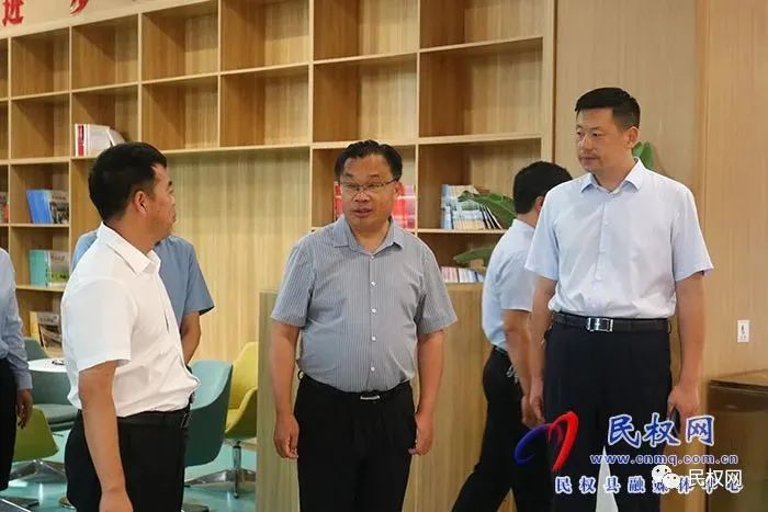 縣委常委、宣傳部長、副縣長畢道喜調(diào)研書香民權(quán)建設(shè)情況