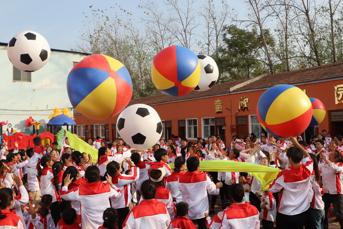  全民奧運(yùn)會，等你來挑戰(zhàn)！野崗鎮(zhèn)童欣幼兒園舉行親子運(yùn)動(dòng)會