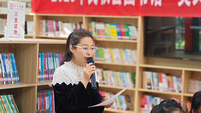 民權(quán)縣圖書館舉辦第十四期“美文同誦”朗誦技巧公益講座