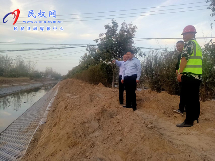 副縣長(zhǎng)李衛(wèi)政調(diào)研指導(dǎo)水利項(xiàng)目 建設(shè)情況