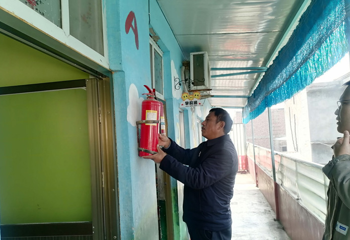 北關(guān)鎮(zhèn)：開展消防安全大檢查，助力創(chuàng)建“平安法治星”