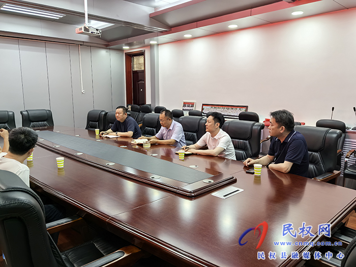 縣政協(xié)主席周明河會見汕頭泰恩康醫(yī)用設(shè)備有限公司項目總經(jīng)理李廣鈿、廣州依妙實業(yè)有限公司項目運營總監(jiān)郭嘉龍