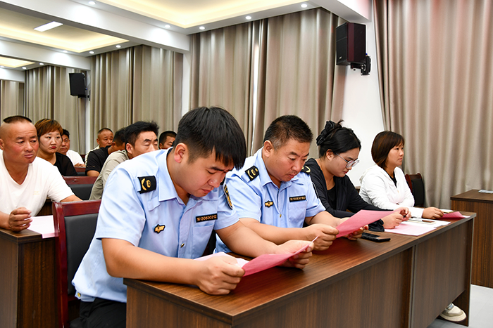 人和鎮(zhèn)市場監(jiān)管所電動自行車安全隱患全鏈條整治約談會