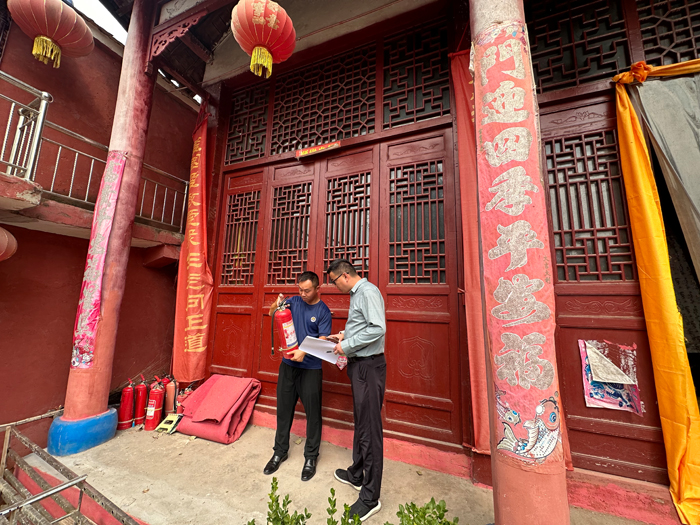 北關(guān)鎮(zhèn)開展消防安全宣傳進(jìn)社區(qū)文明實(shí)踐志愿服務(wù)活動(dòng)
