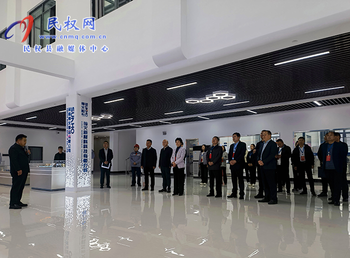 駐民權(quán)縣市六屆人大代表和部分縣人大 代表赴商丘市示范區(qū)開展集中視察活動