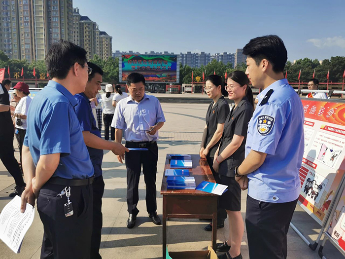 民權(quán)法院開展信用記錄關(guān)愛日主題宣傳活動(dòng)