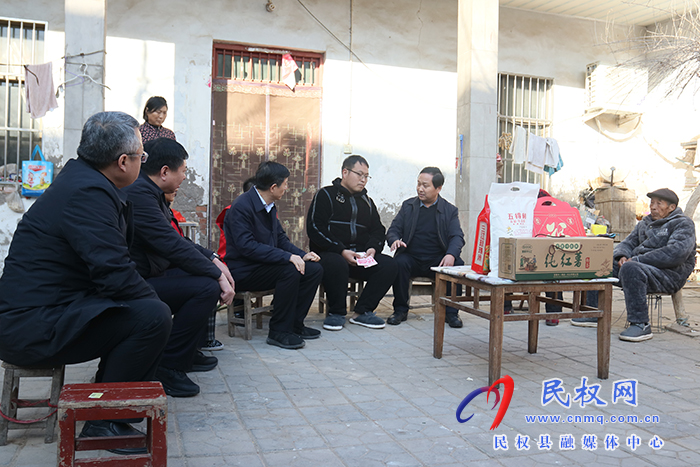 市委社會工作部部長、市委“兩新工委”書記王光華到民慰問新就業(yè)群體