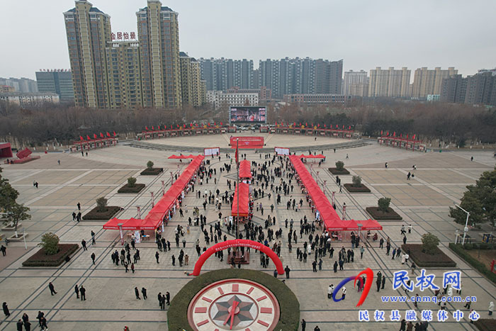 民權(quán)縣2025年春風(fēng)行動(dòng)大型招聘會(huì)舉行