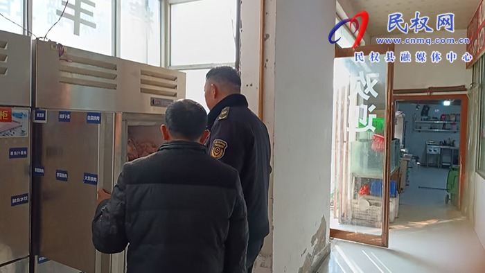 王橋市場(chǎng)監(jiān)督管理所開展2025年春季校園食品安全排查