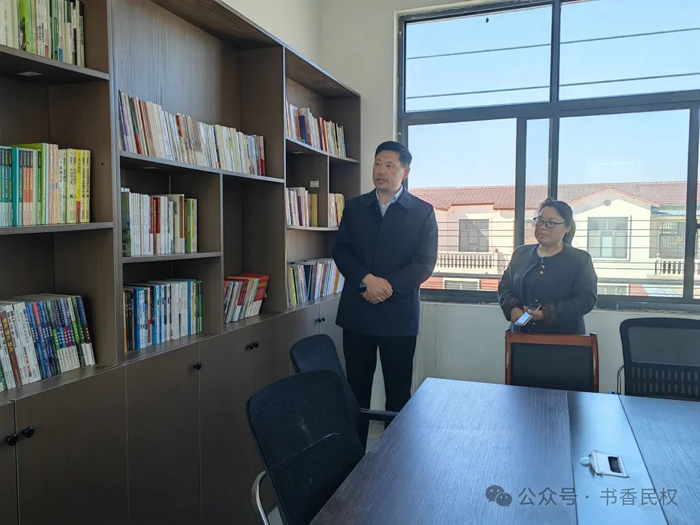 縣委宣傳部到王莊寨鎮(zhèn)調(diào)研全民閱讀工作開展情況