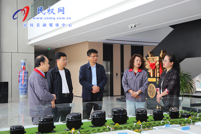 商丘廣播電視臺(tái)重大主題融媒報(bào)道團(tuán)來(lái)民開(kāi)展主題采訪活動(dòng)
