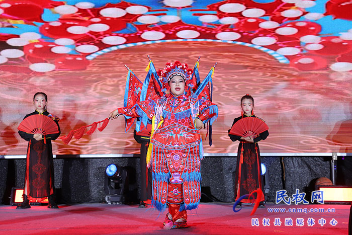 民權(quán)縣求實(shí)學(xué)校舉辦第八屆校園文化藝術(shù)節(jié)