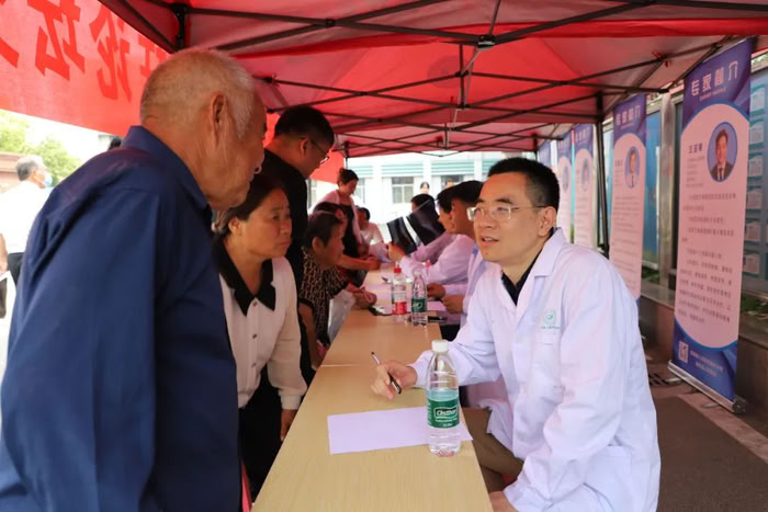 聚焦脊柱健康 助力健康民權(quán)——第二屆莊周脊柱論壇在民權(quán)縣人民醫(yī)院盛大開(kāi)幕