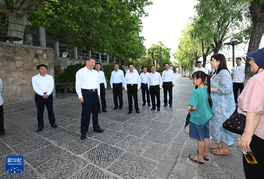 習近平：堅定信心推動高質(zhì)量發(fā)展高效能治理 奮力譜寫中原大地推進中國式現(xiàn)代化新篇章
