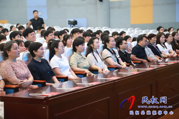 黨的創(chuàng)新理論宣講暨“出彩河南人”楷模發(fā)布廳走進(jìn)民權(quán)