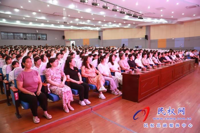 黨的創(chuàng)新理論宣講暨“出彩河南人”楷模發(fā)布廳走進(jìn)民權(quán)