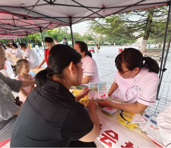 民權(quán)縣中醫(yī)院開(kāi)展7.28“世界肝炎日”宣傳活動(dòng)