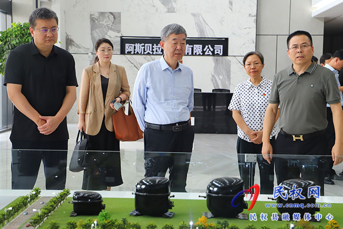  省委農(nóng)辦副主任、省農(nóng)業(yè)農(nóng)村廳黨組成員、副廳長劉曉文一行到民調(diào)研開展包保服務(wù)農(nóng)業(yè)重點企業(yè)活動