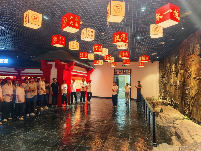團縣委組織返鄉(xiāng)大學生開展“故里尋莊 文脈傳承”研學活動