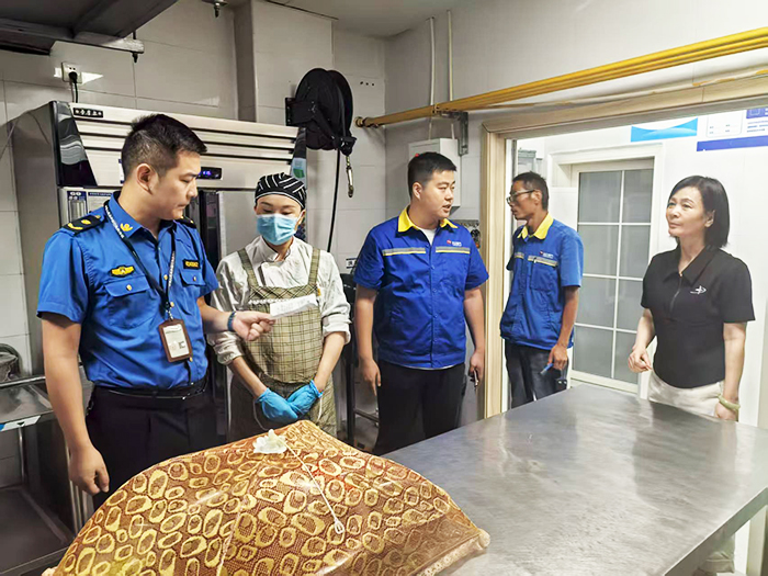 盯緊校園燃?xì)狻鞍踩y” 筑牢安全防護(hù)墻