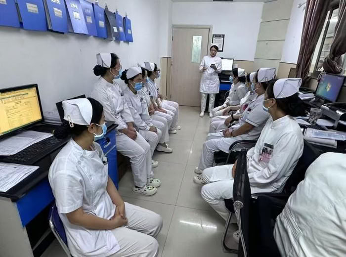 深耕護(hù)理一線，十九載初心不改 ——記民權(quán)縣中醫(yī)院心血管一病區(qū)護(hù)士長姚艷敏