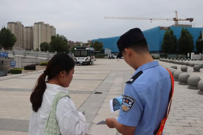 民權(quán)北站派出所開展2025網(wǎng)絡(luò)安全宣傳周主題活動(dòng)