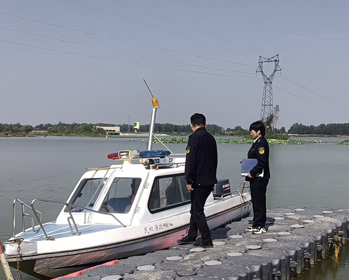 民權(quán)縣農(nóng)業(yè)農(nóng)村局節(jié)前積極開展嚴(yán)厲 打擊非法捕撈行為 民權(quán)縣農(nóng)業(yè)農(nóng)村局節(jié)前積極開展嚴(yán)厲 打擊非法捕撈行為
