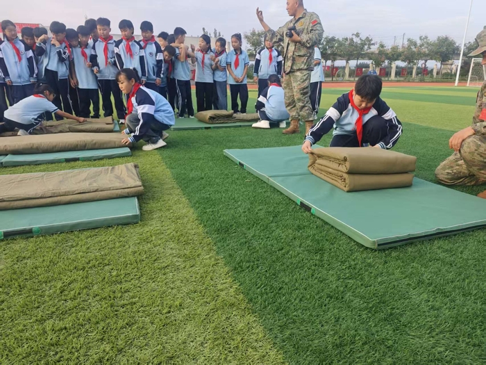 民權(quán)縣：“紅領(lǐng)巾”進軍營 厚植愛國強軍情