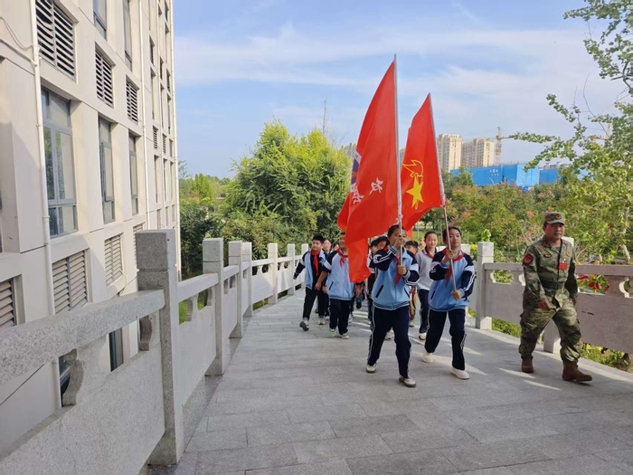 民權(quán)縣：“紅領(lǐng)巾”進軍營 厚植愛國強軍情