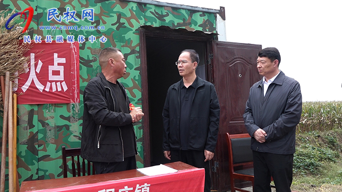 縣委副書記、縣長王景義調(diào)研“三秋”生產(chǎn)重點工作