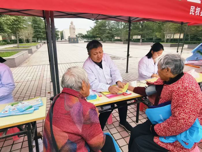 民權(quán)縣中醫(yī)院開展高血壓宣傳活動 民權(quán)縣中醫(yī)院開展高血壓宣傳活動